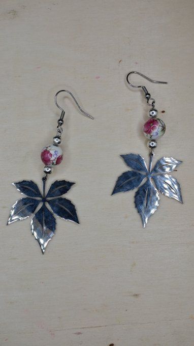  Boucles d’oreilles Feuillle