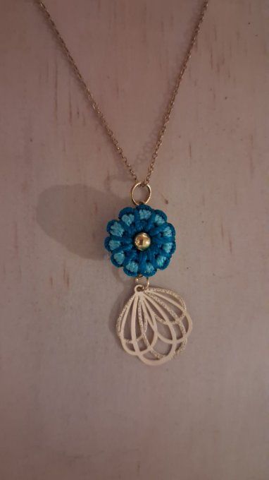 Collier corolle marine